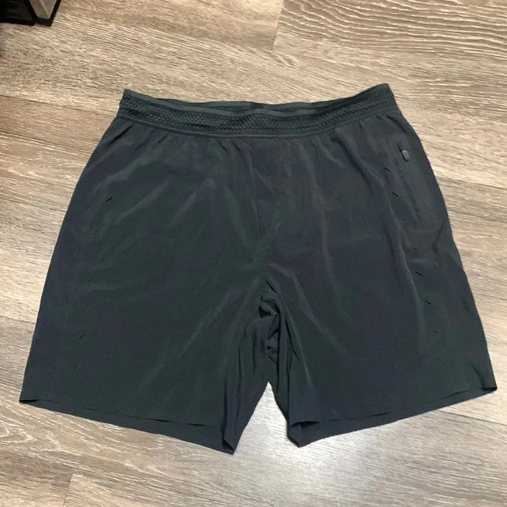 Ten Thousand The session short 7”